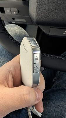 kia_pv5_schlüssel.jpg